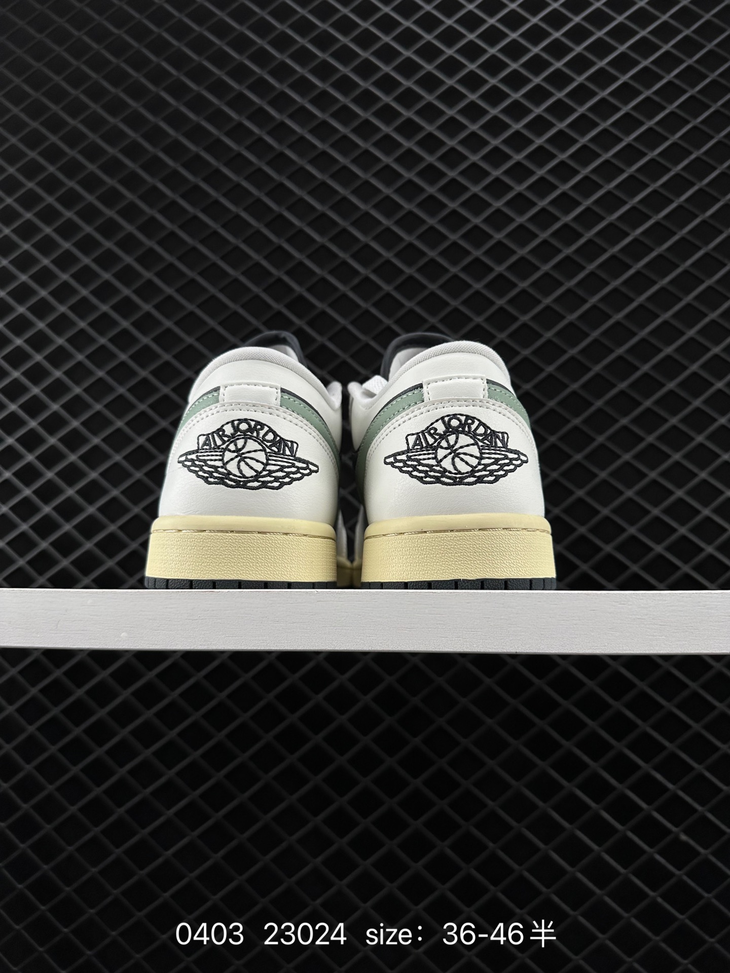 Air Jordan 1 Low AJ1